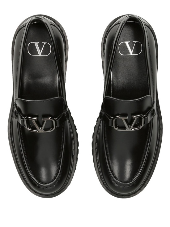 Valentino Garavani Shoes - NEW VALENTINO GARAVANI
Leather VLogo Signature Loafers Sz: 38
